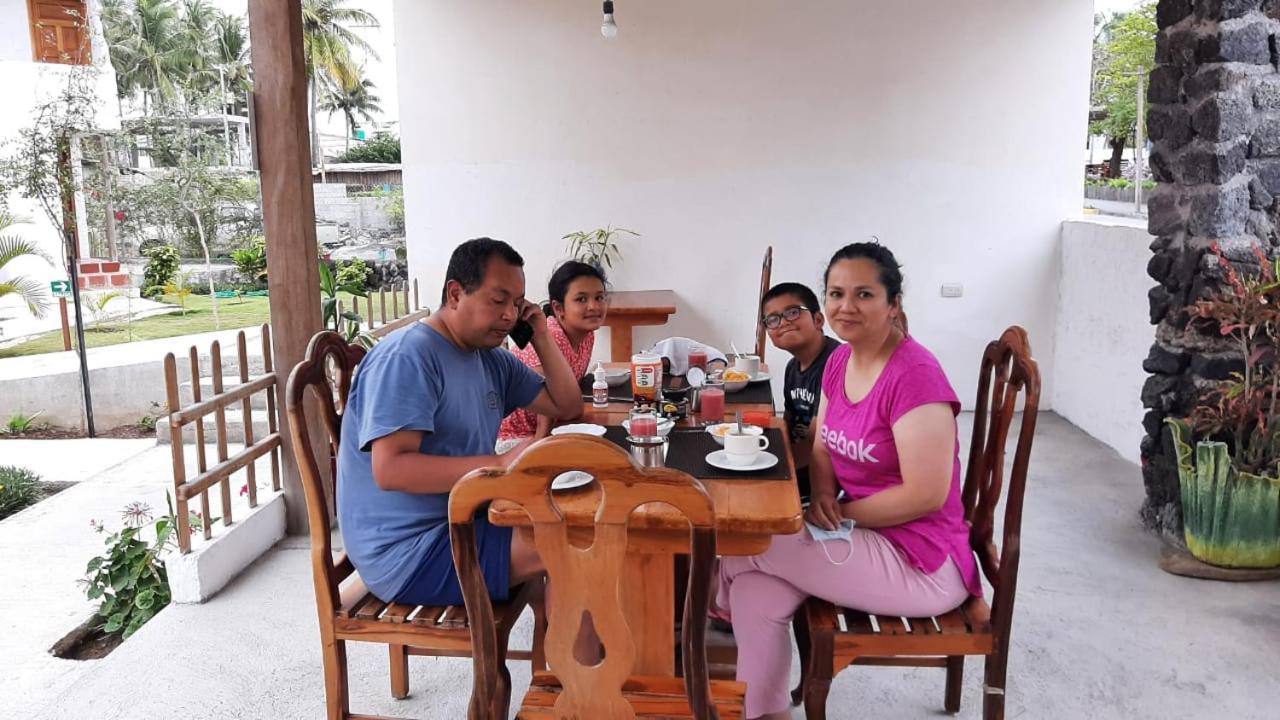 Hostal Tero Real Puerto Villamil Kültér fotó