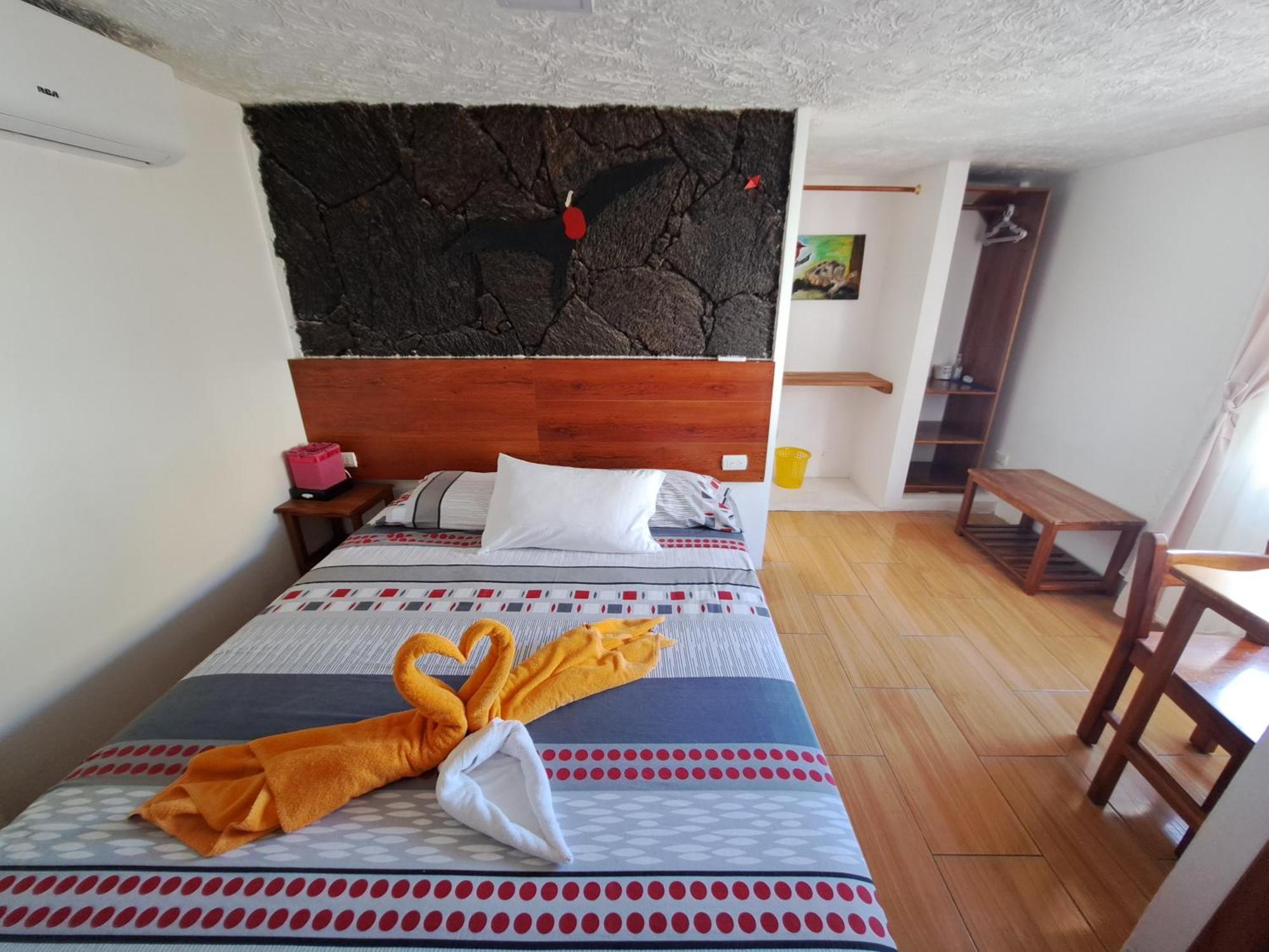Hostal Tero Real Puerto Villamil Szoba fotó