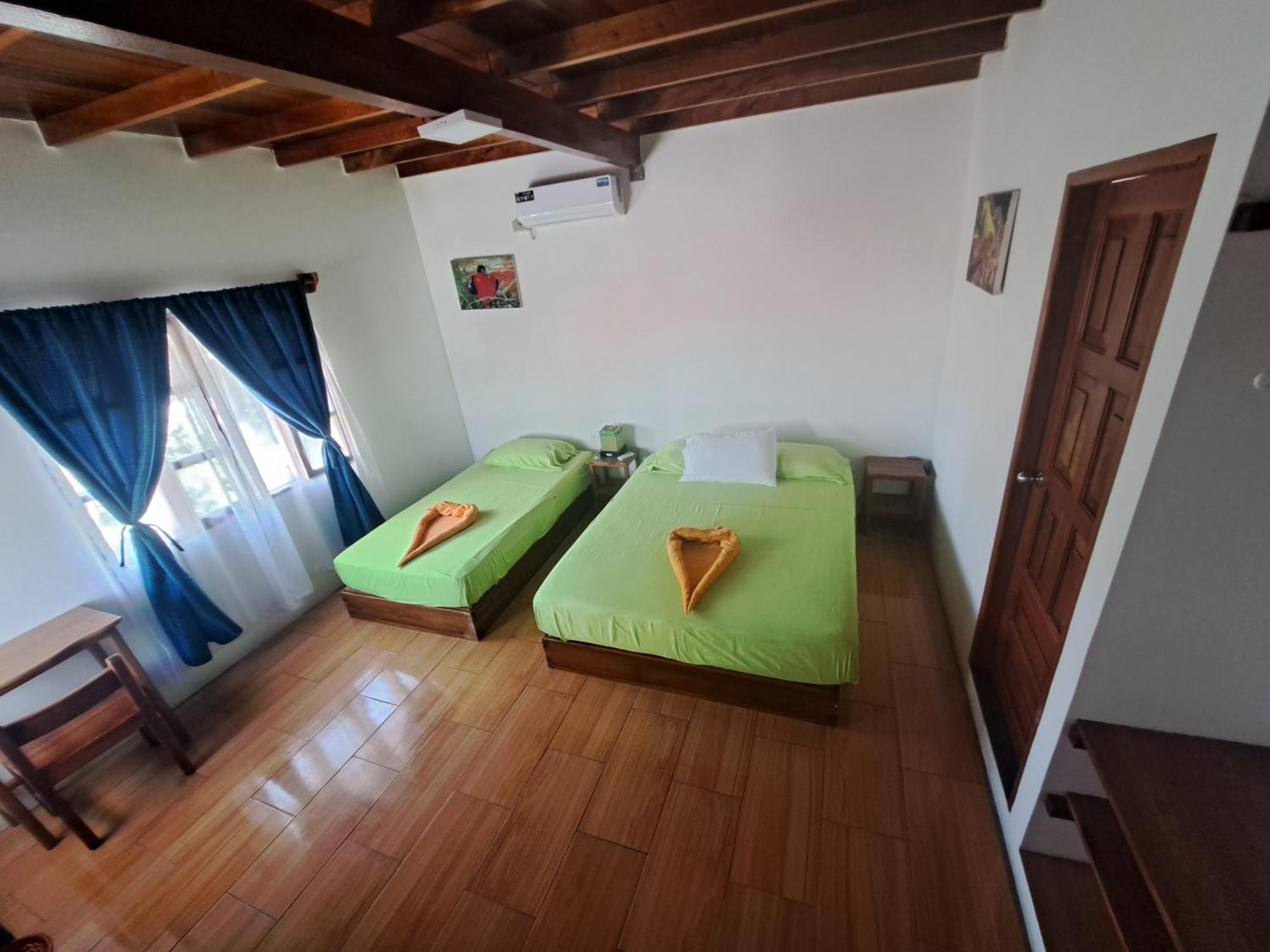 Hostal Tero Real Puerto Villamil Szoba fotó